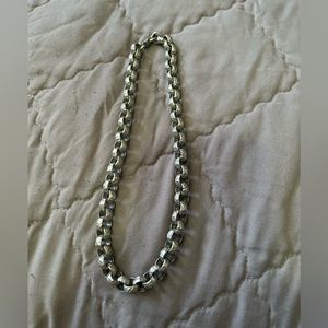 Chain necklace